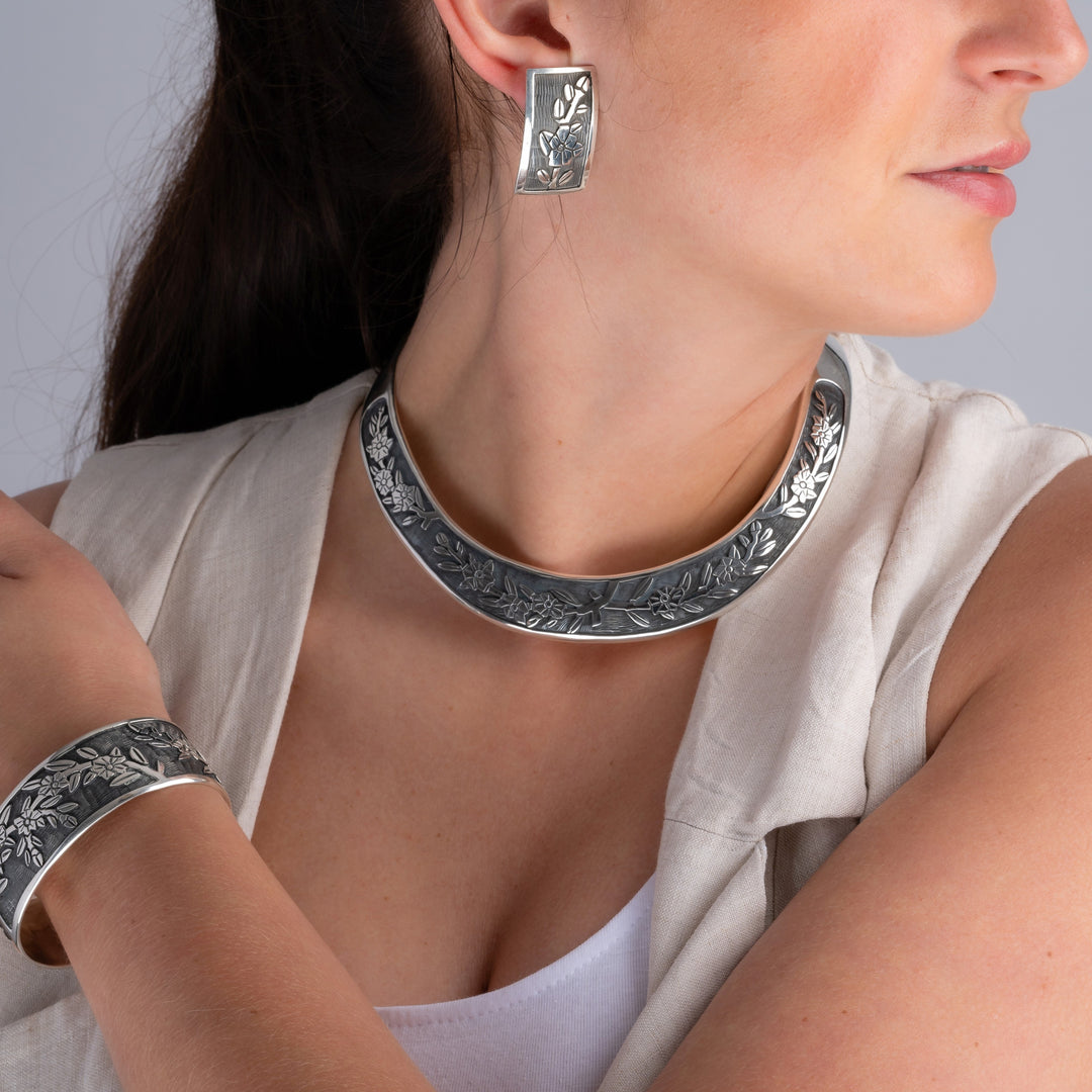 Fitted Sterling Silver Maria Belen Designer Necklace Choker