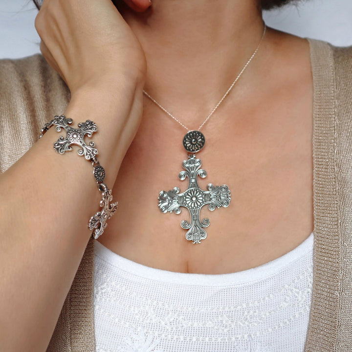 Baroque Taxco Silver Cross Bracelet - Maria Belen Nilson