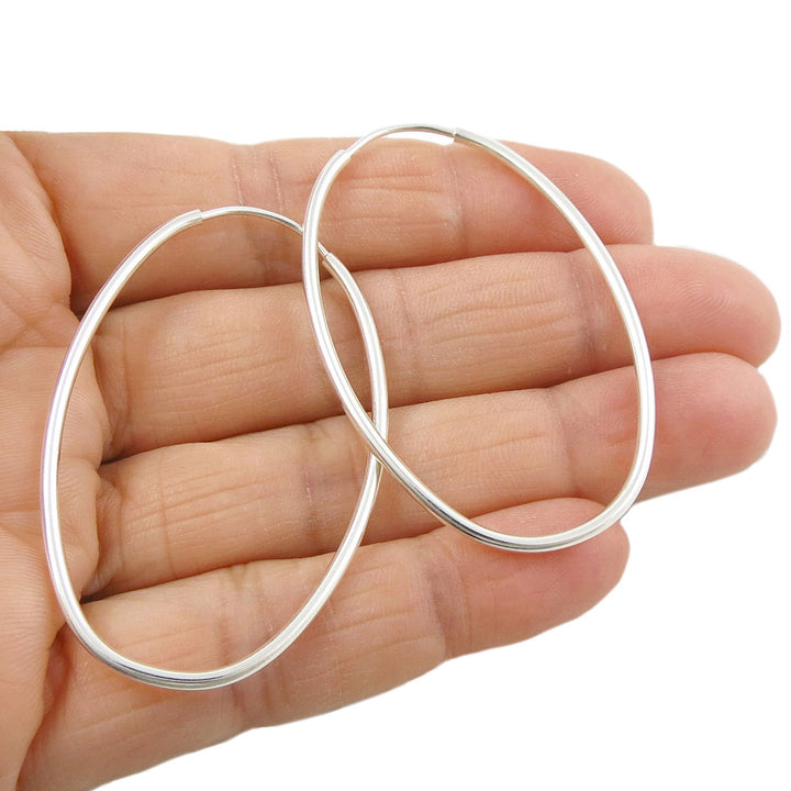 Endless Hoop Earrings in 925 Silver