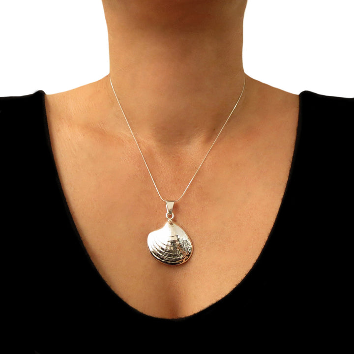 Sterling Silver Sea Shell Pendant