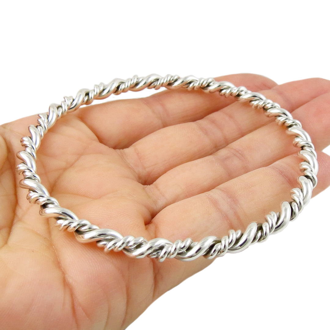 Large Twisted Rope Circle Bangle for Women