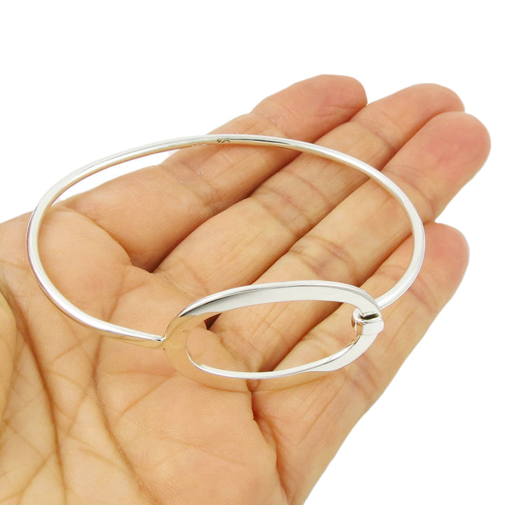 Solid 925 Sterling Silver Oval Front Hook Bracelet