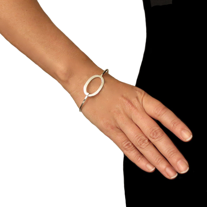 Solid 925 Sterling Silver Oval Front Hook Bracelet