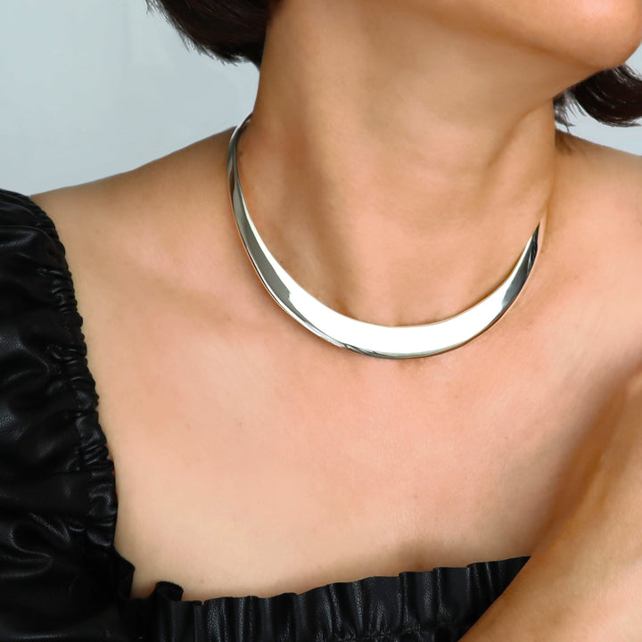 Fitted Sterling Silver Choker Necklace