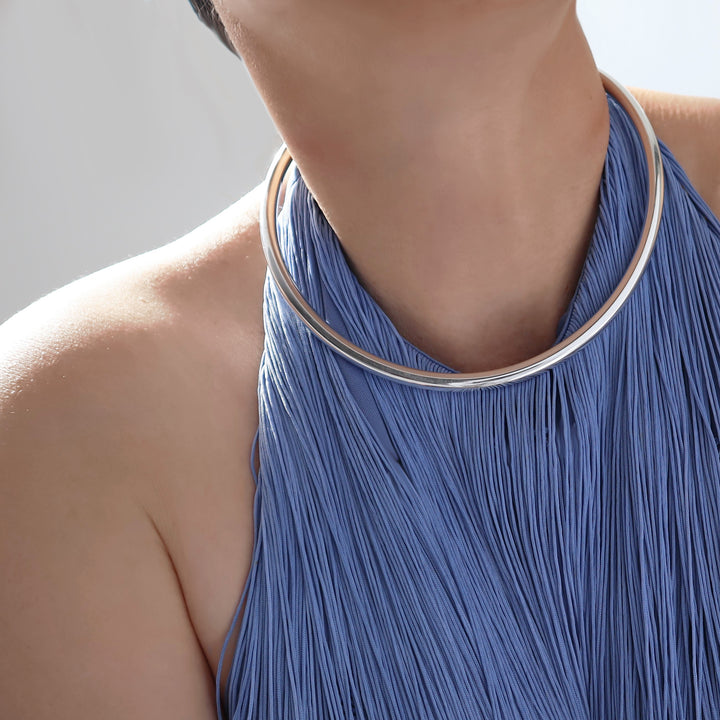 Ladies Sculpted Tube Choker in Sterling Silver