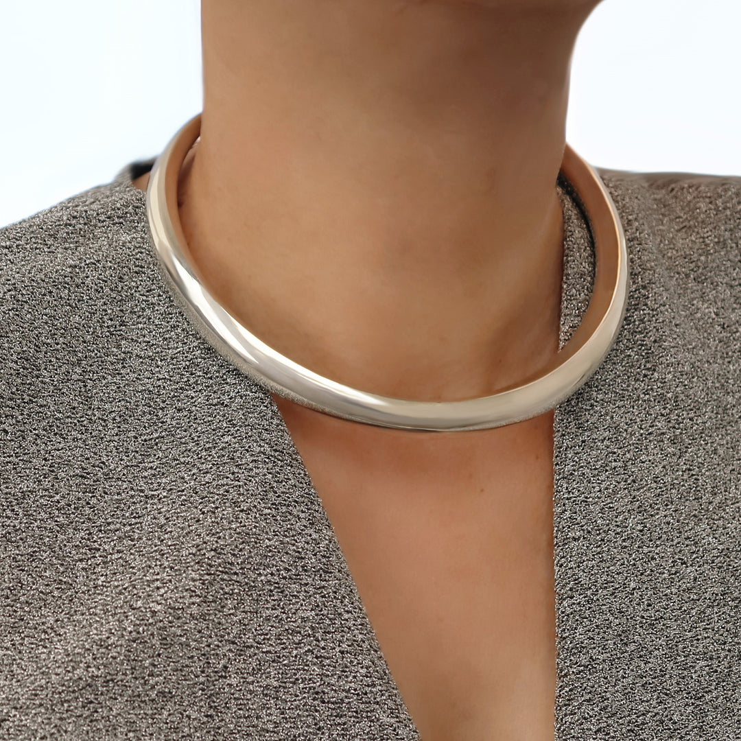 Sterling 925 silver choker necklace on a woman wearing a textured gray sweater