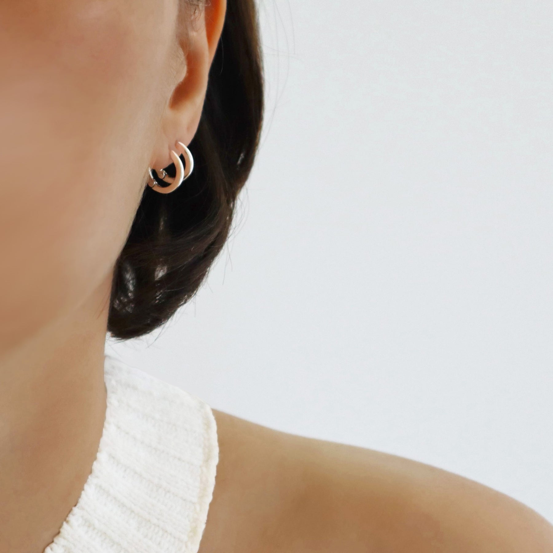 1 pair 925 sterling silvery hoop earrings women dainty - Australia 1 pair 925 sterling silvery hoop earrings women dainty - Australia