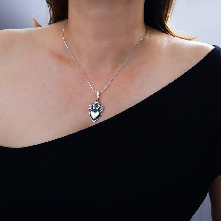 Sterling Silver Sacred Heart Pendant Necklace
