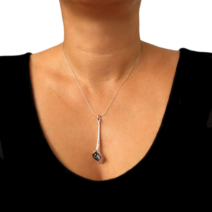 Long Calla Lily Flower 925 Sterling Silver Pendant Necklace