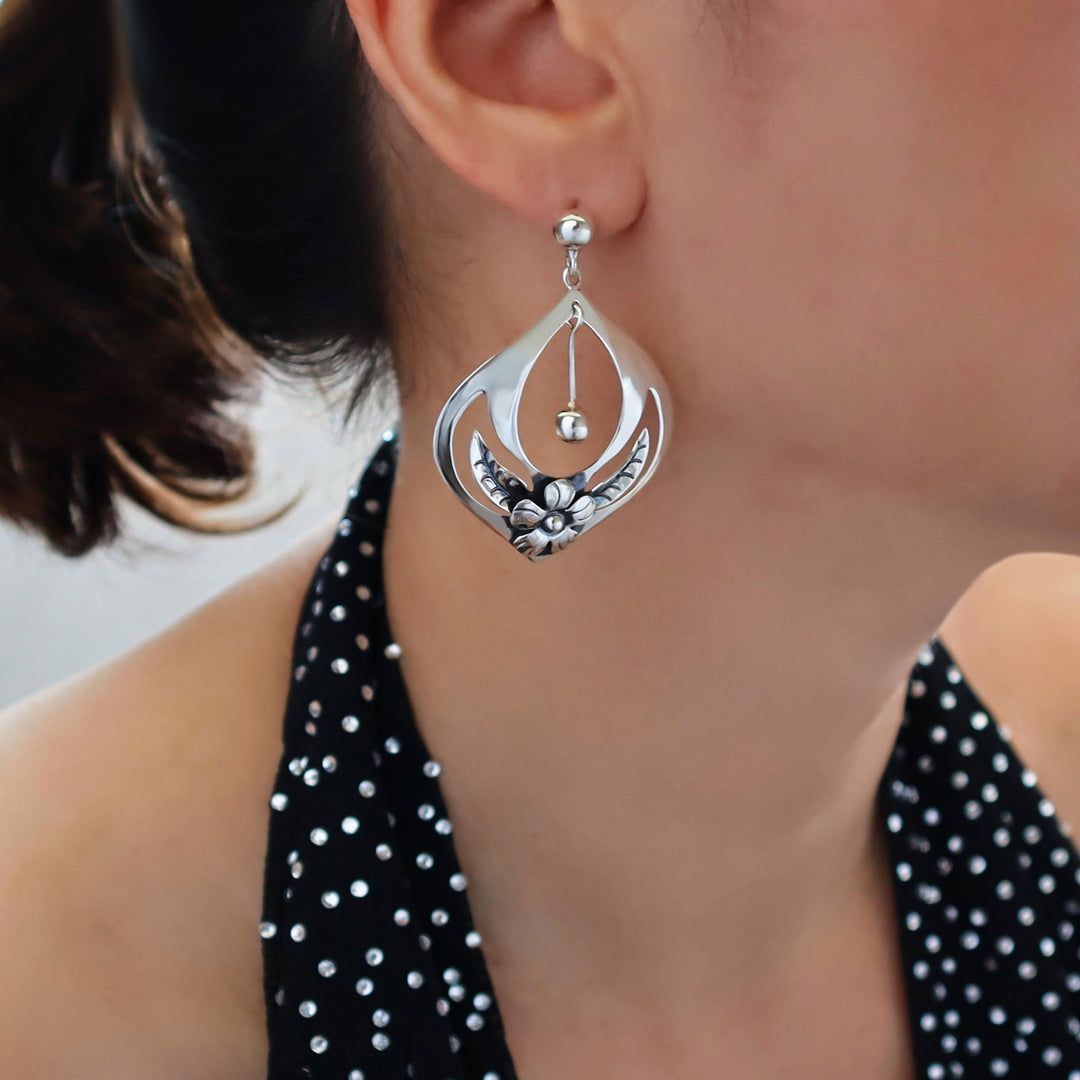 Silver Flora Drop Earrings