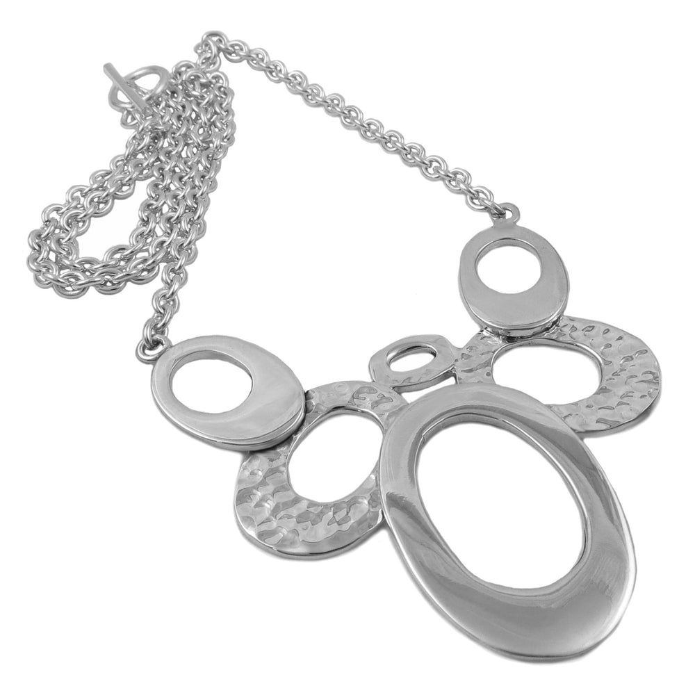 A UK 925 sterling silver bib necklace with a combination of textured and polished oval links, featuring a chunky circle link chain.