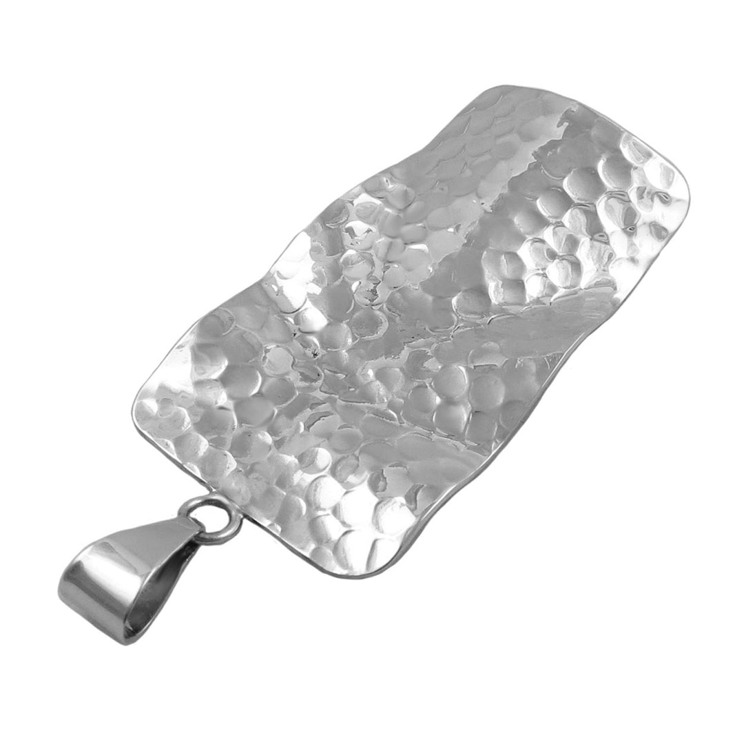 Hammered Silver Luz Pendant Necklace