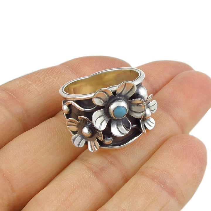 Daisy Ring in Sterling Silver