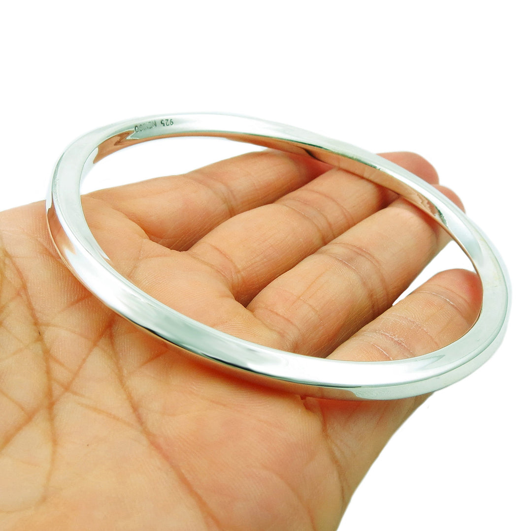 Hallmarked Sterling Silver Large Twisted Square Edged Bangle
