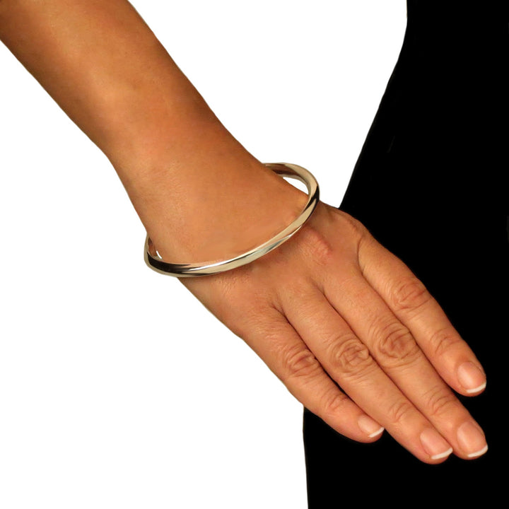 Hallmarked Sterling Silver Large Twisted Square Edged Bangle