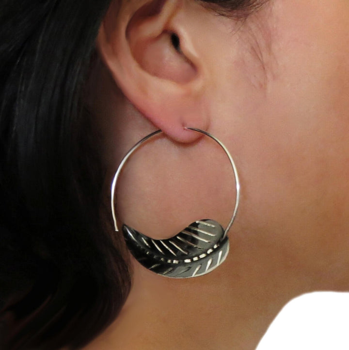 Large 925 Sterling Silver Circle Feather Pull Through Earrings