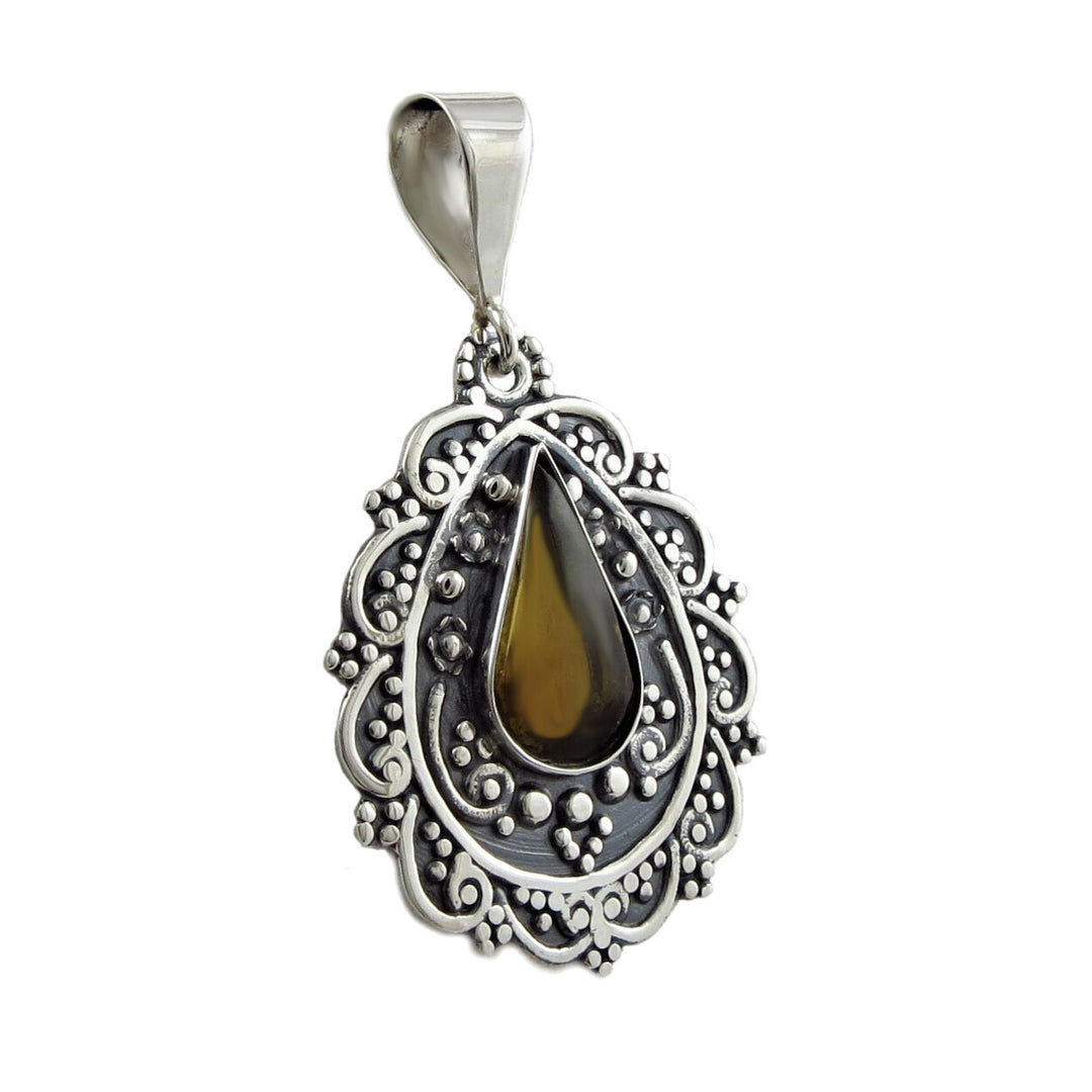 Mexican Amber and Sterling Silver Pendant Necklace