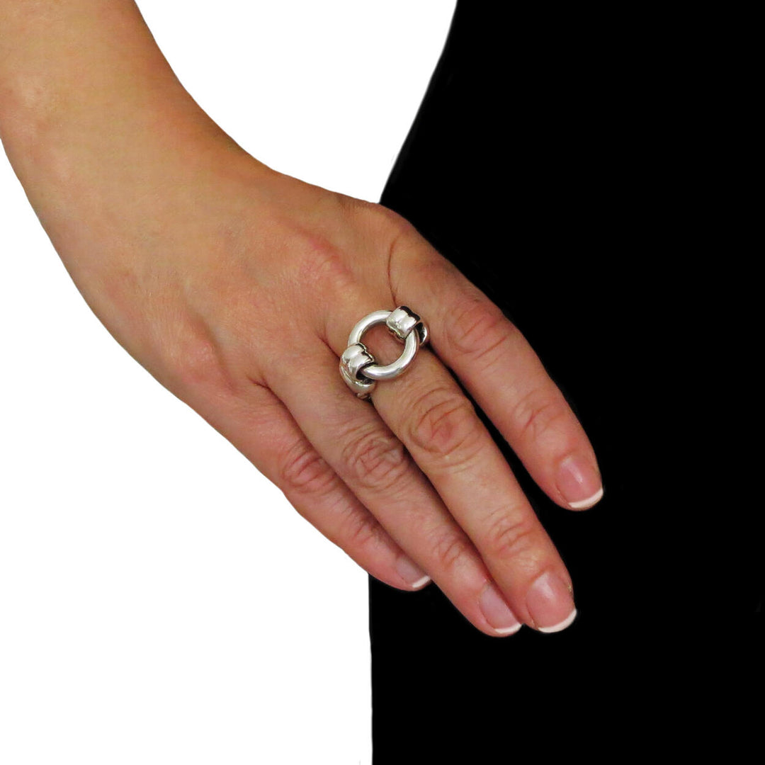 Chunky Herringbone Chain Circle Sterling Silver Ring